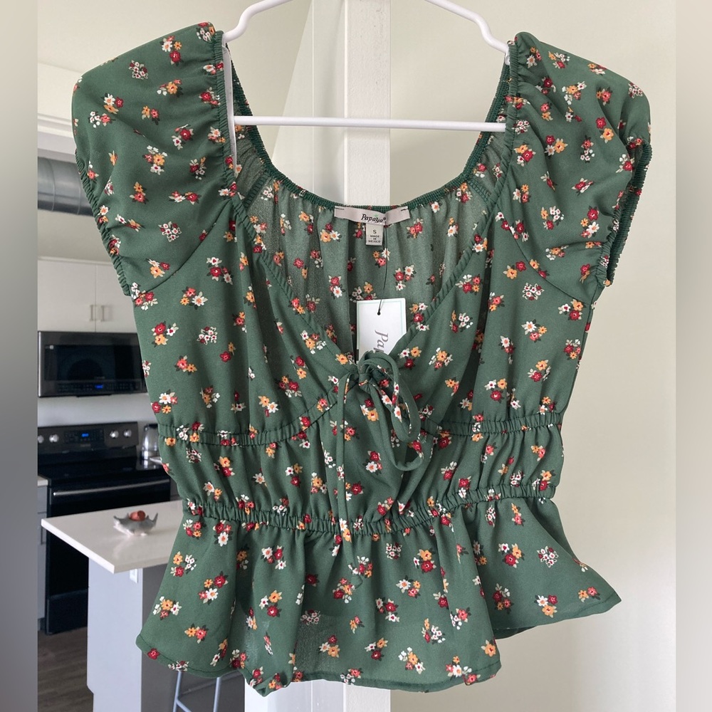 Women’s Papaya Dainty Tie Front Floral Blouse Cropped